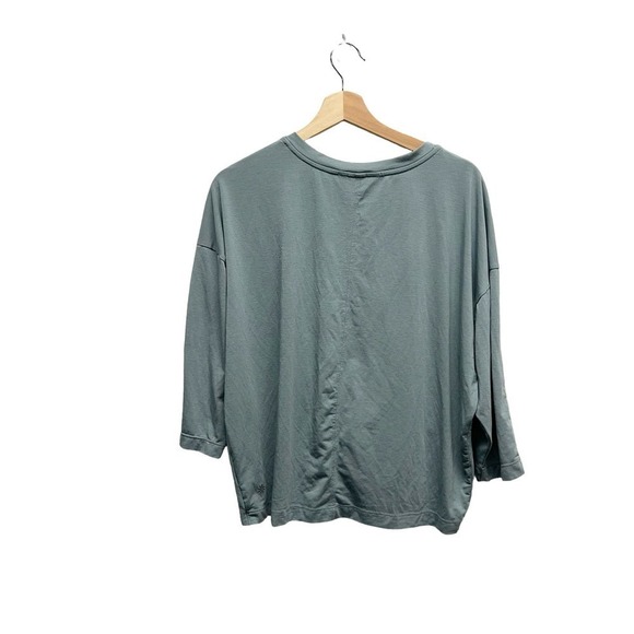 Athleta Embody Twist-Front Top Sage Green‎ Size Large - Picture 8 of 10